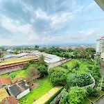 Comfort Designed 1Br Apartment At Gateway Pasteur By Travelio